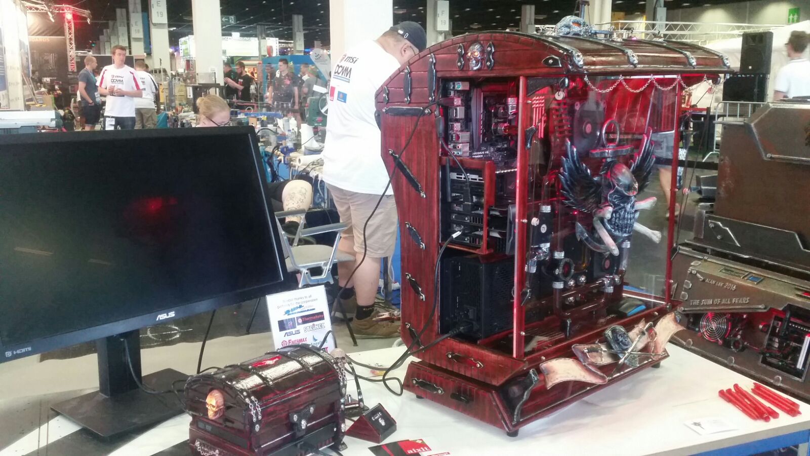 gamescom 2016: Casemod 1