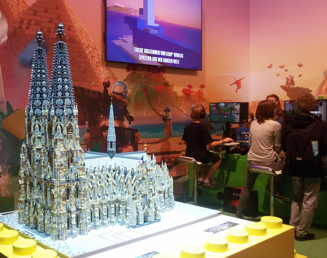 Gamescom 2016 Kölner Dom aus Lego